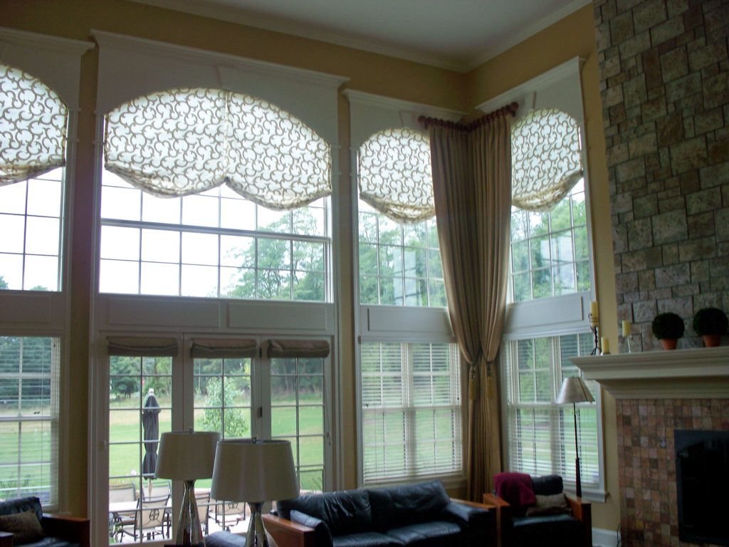 Arched relaxed roman shades