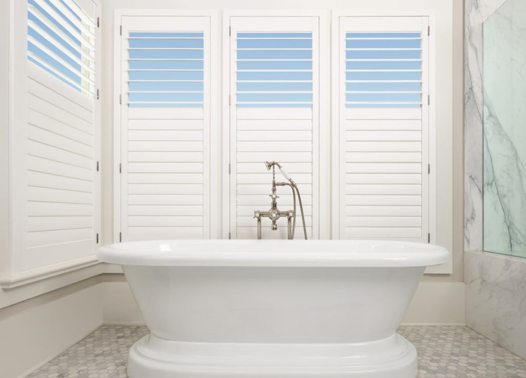 Shutters With Split Tilt Photo Courtesy Of Hunter Douglas 1