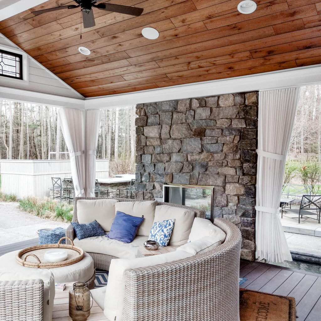 Outdoor Drapery